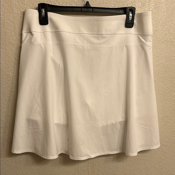 Puma Women Athlete Tennis White Skirt Size Extra Large - Picture 2 of 3